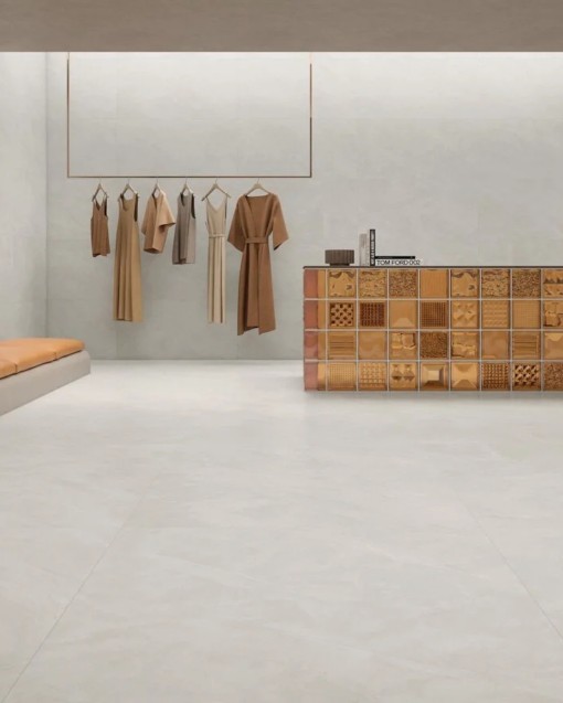  ATHIKA WHITE NAVARTI