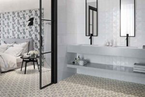 Baño moderno con cerámica Aparici blanca minimalista y ambiente luminoso